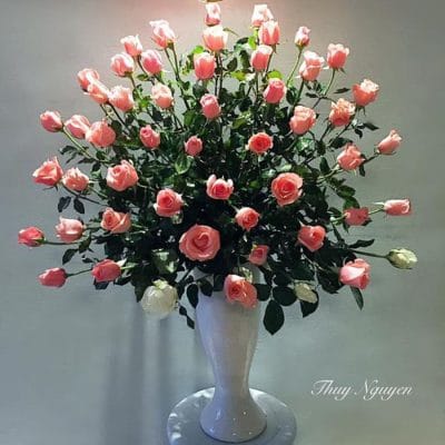 Cách cắm hoa trong bình cao