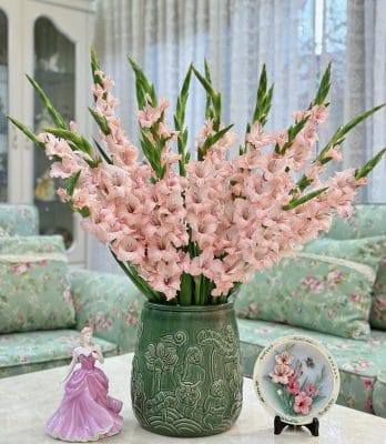 Cách cắm hoa dơn hồng